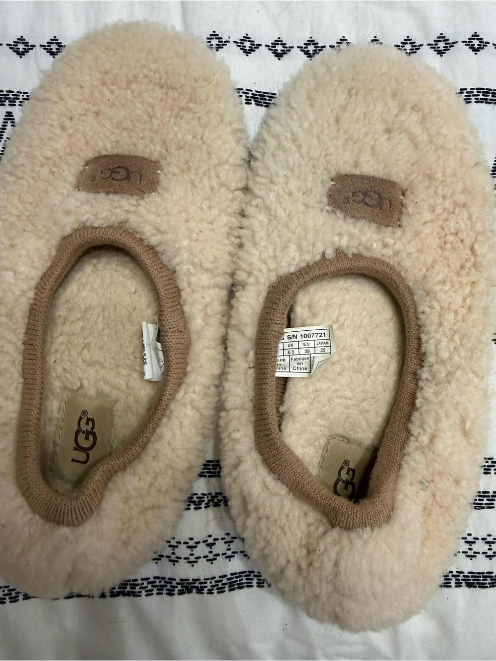 UGG Cozy Shearling Slip-On Slippers — Cream